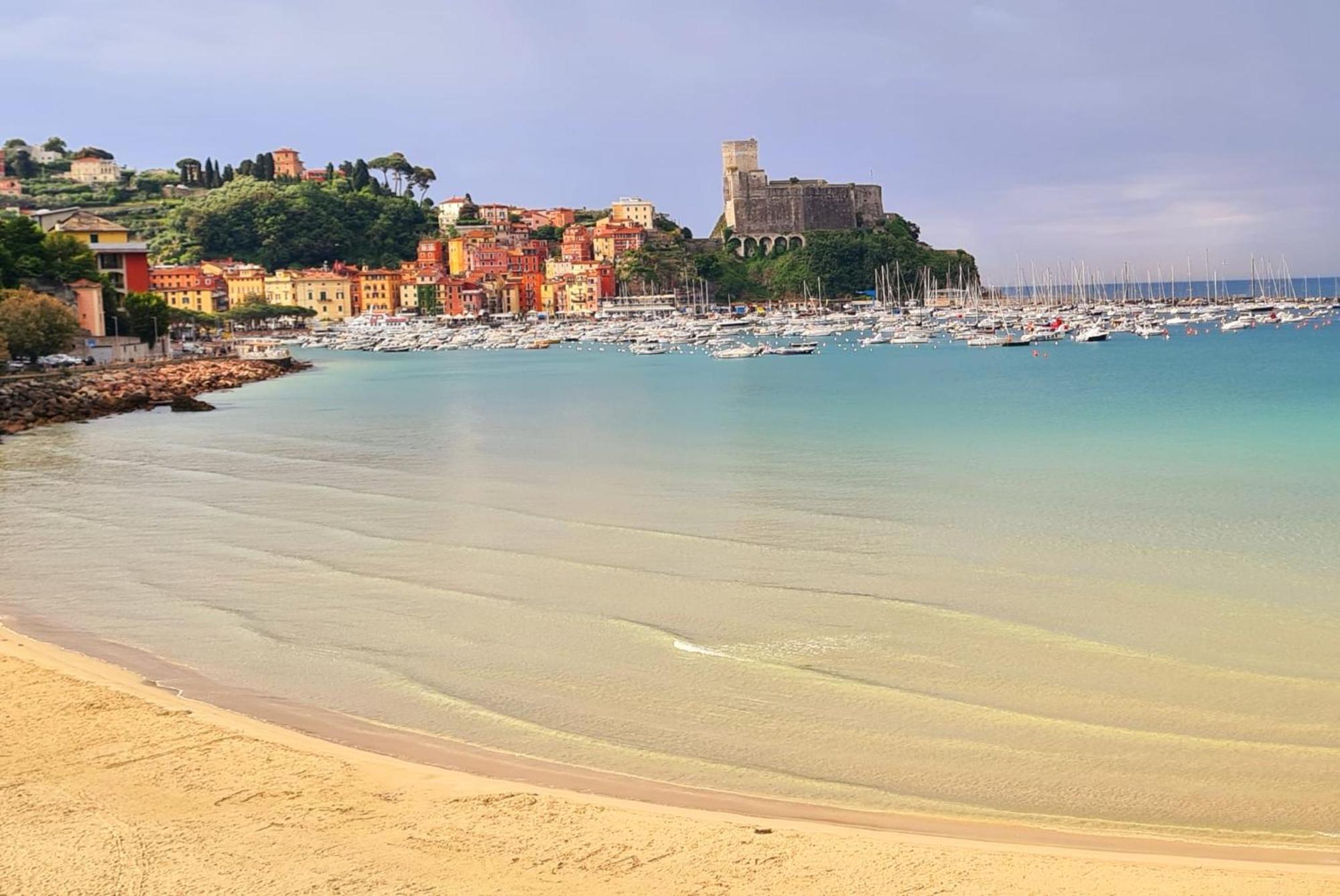 La Casa Del Pittore Anna House Lerici Δωμάτιο φωτογραφία